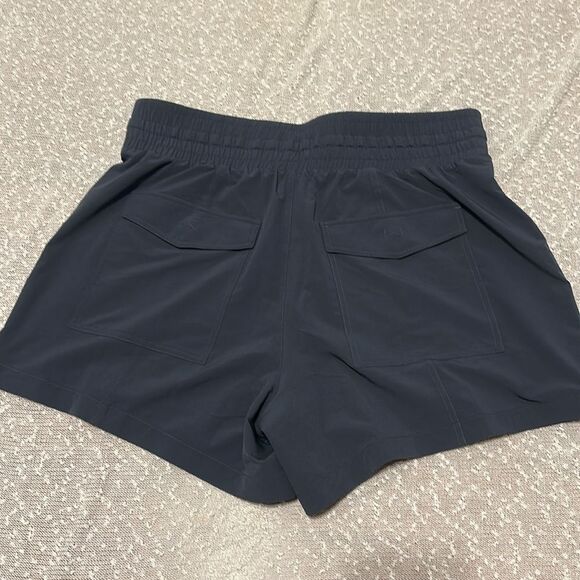 SPANX Out of Office Shorts Pull On Athletic Casual Gray XL - Picture 6 of 14